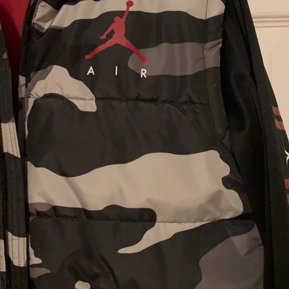 Jacket - Picture 4 of 5